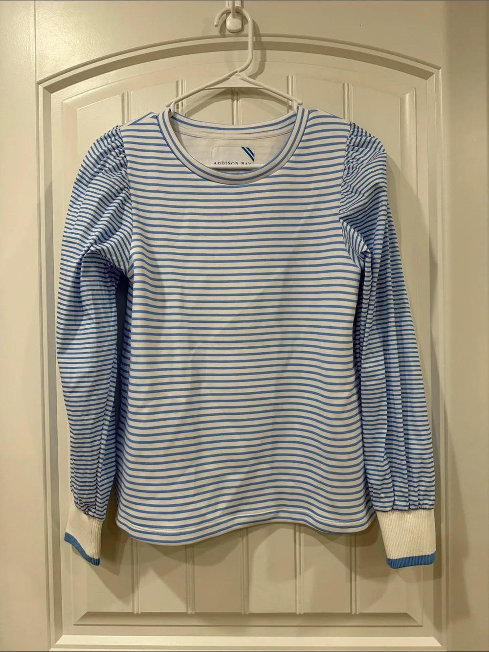 NWOT Addison Bay Penny Pullover Blue and White Puff-Sleeve Long Sleeve Top - Picture 2 of 6